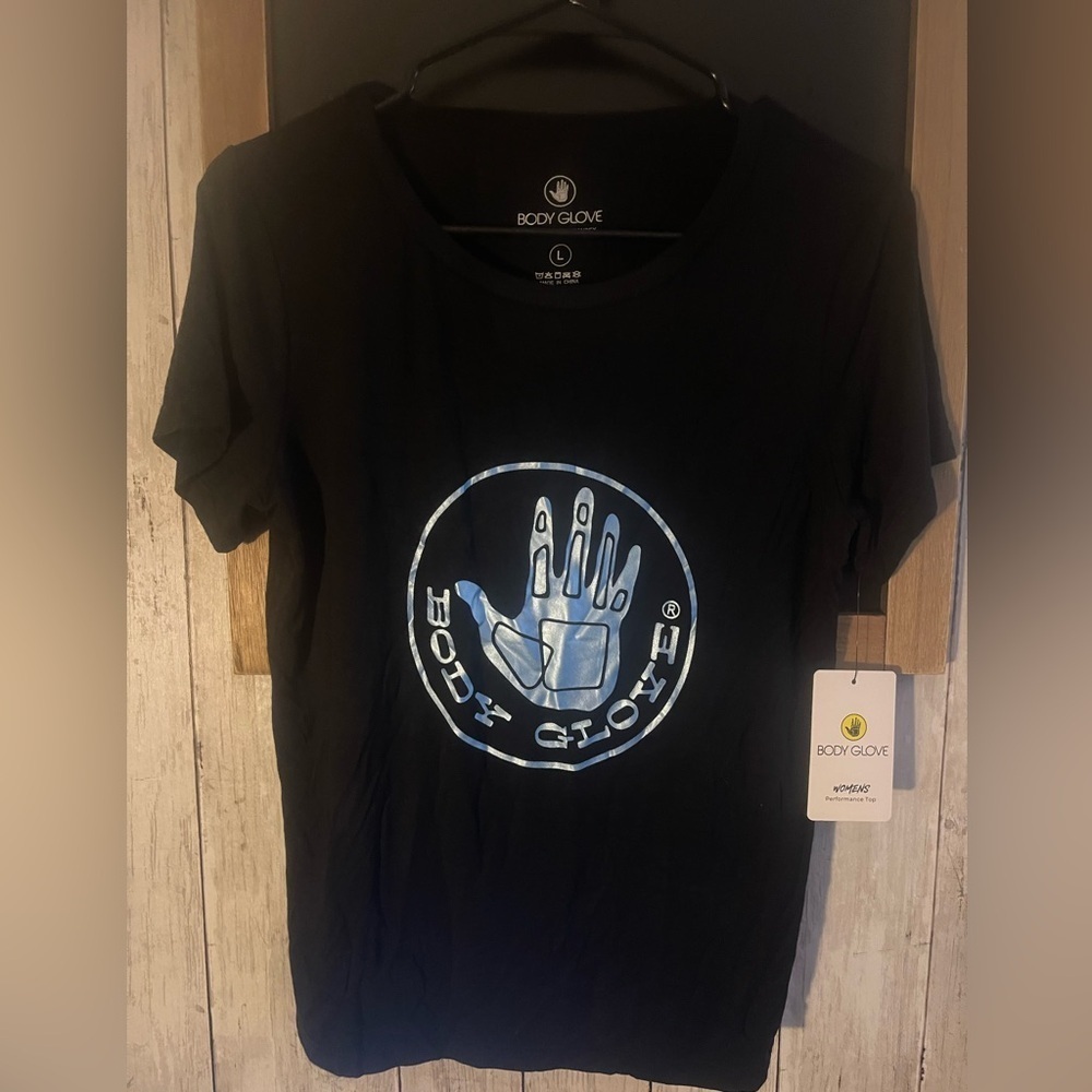 NWT Body Glove Women’s Short sleeve large black shirt